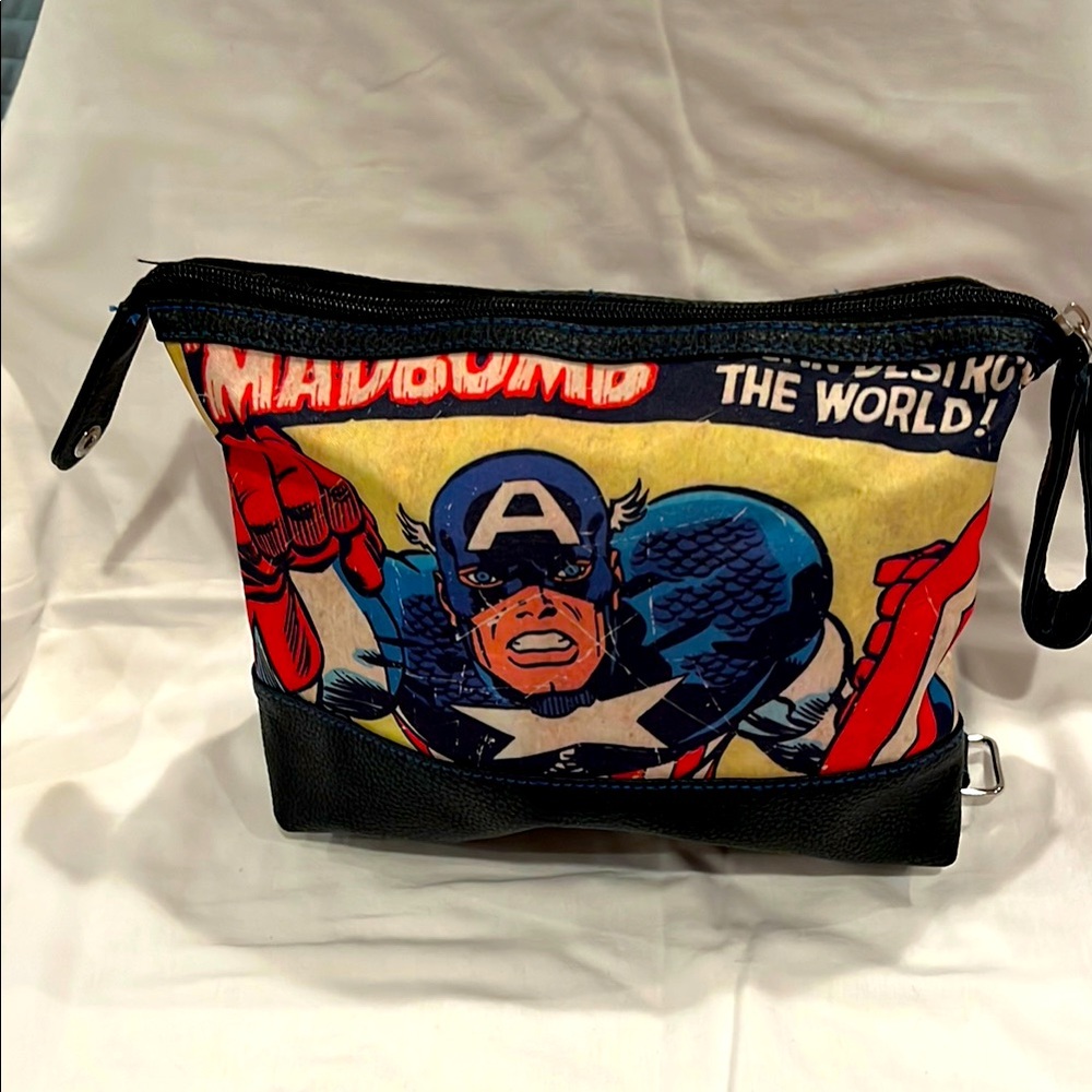Captain Marvel Toiletry